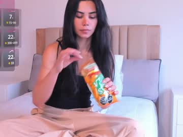 Anahenao Chaturbate stream image from January 03, 2025
