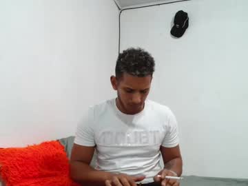 Chris_Dick23 Chaturbate stream image from January 03, 2025