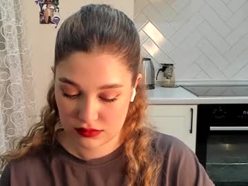 Kylieblond Chaturbate stream image from January 03, 2025