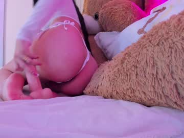 Natachadiaz Chaturbate stream image from January 03, 2025
