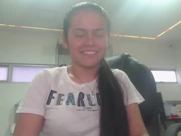 Samantha_Giraldo1 Chaturbate stream image from January 03, 2025