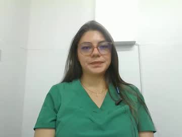 Alicee16 Chaturbate stream image from January 03, 2025