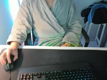 Ziemlichflutschig Chaturbate stream image from January 03, 2025