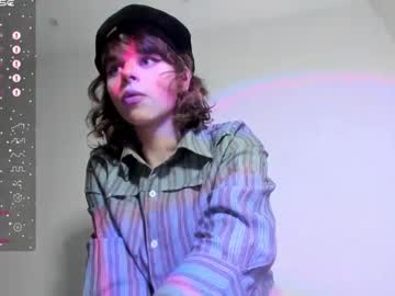 Fromnikki stream image from January 04, 2025