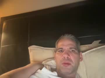 Ponchynyc Chaturbate stream image from January 04, 2025