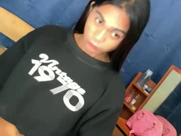 Pretty_Breenaxxx Chaturbate stream image from January 04, 2025