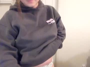 Tay_Made Chaturbate stream image from January 04, 2025