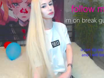 Alison_Moonlight Chaturbate stream image from January 04, 2025