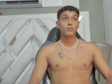 Deyvis_Taylor7 Chaturbate stream image from January 04, 2025
