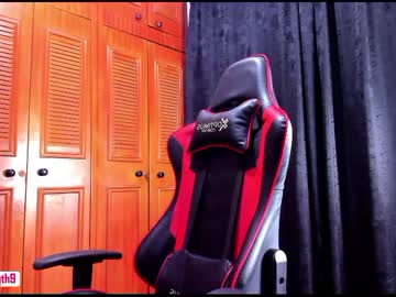 Dimitri_Higt Chaturbate stream image from January 04, 2025