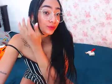 Julieta_Art1 Chaturbate stream image from January 04, 2025