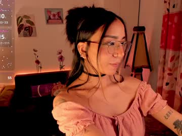 Lemoonpeach Chaturbate stream image from January 04, 2025