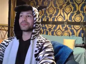 Qianos_ Chaturbate stream image from January 04, 2025