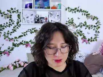 Eileenwee Chaturbate stream image from January 04, 2025