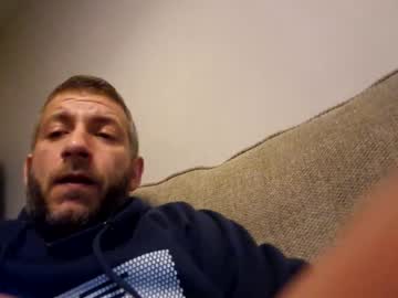Johnnypoly Chaturbate stream image from January 04, 2025