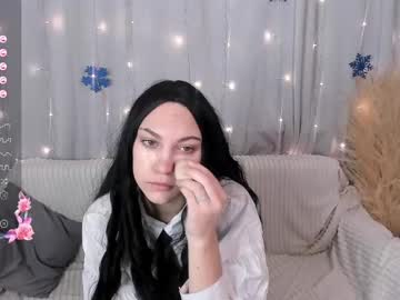 Cristymulk Chaturbate stream image from January 04, 2025