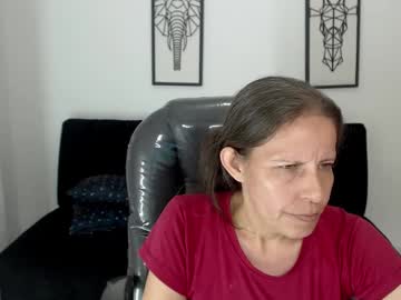 Karlye_Hot Chaturbate stream image from January 04, 2025
