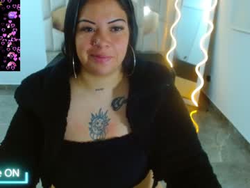 Martina_Tay Chaturbate stream image from January 04, 2025