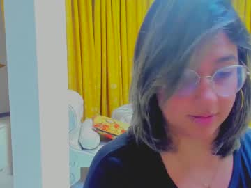 Pandoracherry Chaturbate stream image from January 04, 2025