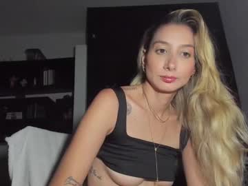 Danikrosse Chaturbate stream image from January 04, 2025