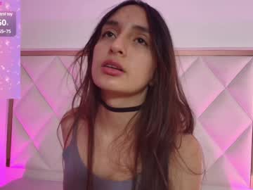 Lorey_Tay Chaturbate stream image from January 04, 2025