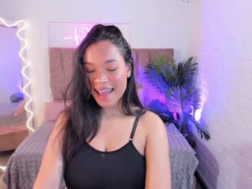 Penelope_Tay Chaturbate stream image from January 04, 2025