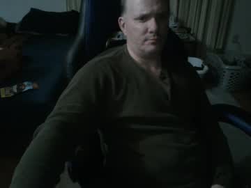 Emsguy1 Chaturbate stream image from January 04, 2025