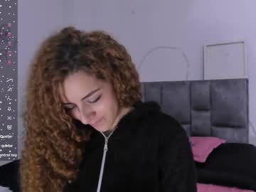 Isabela_Sanchez Chaturbate stream image from January 04, 2025