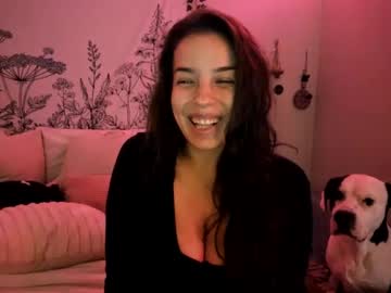 Ivygreyco Chaturbate stream image from January 04, 2025