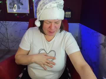 Kellysuper Chaturbate stream image from January 04, 2025