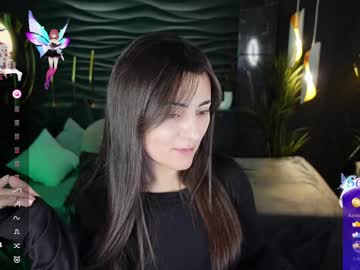 Kylie_Mellow Chaturbate stream image from January 04, 2025