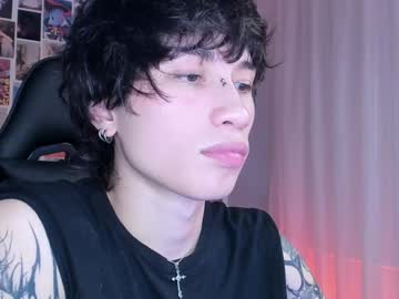 Liamelf Chaturbate stream image from January 04, 2025