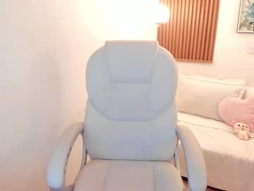 Smallgiant26 Chaturbate stream image from January 04, 2025