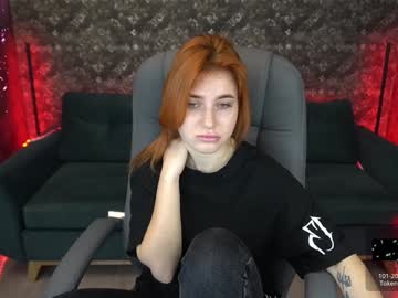 Emilyfoxxi Chaturbate stream image from January 04, 2025