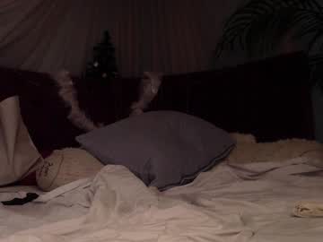 Rosa_Sweetie Chaturbate stream image from January 04, 2025