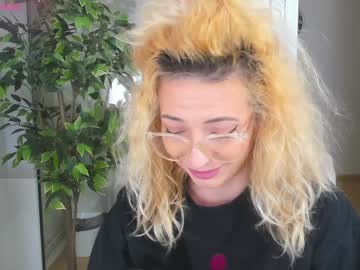 Teacherry Chaturbate stream image from January 04, 2025