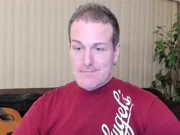 Howiefeels Chaturbate stream image from January 04, 2025