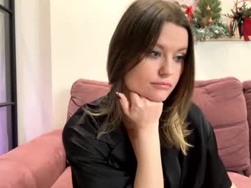 Bright_Colors Chaturbate stream image from January 04, 2025