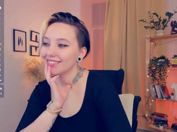 Hilodi Chaturbate stream image from January 04, 2025