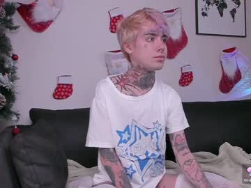 Juuzou_Kit Chaturbate stream image from January 04, 2025