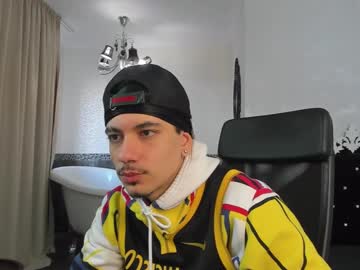 Maxryker stream image from January 04, 2025