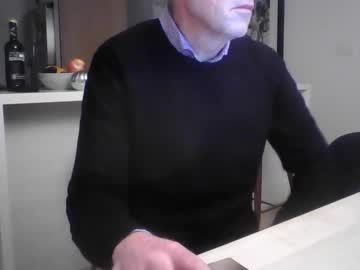 Minimalmix47 Chaturbate stream image from January 04, 2025