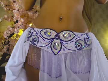 Sensual_Giaa Chaturbate stream image from January 04, 2025