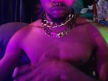 Threefreaknyc Chaturbate stream image from January 04, 2025