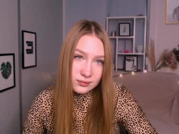 Julia_Love_Love Chaturbate stream image from January 04, 2025