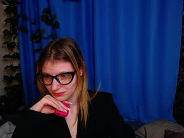 Mary_Flex Chaturbate stream image from January 04, 2025