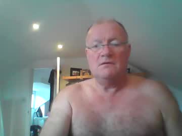 Funtime88888 Chaturbate stream image from January 04, 2025