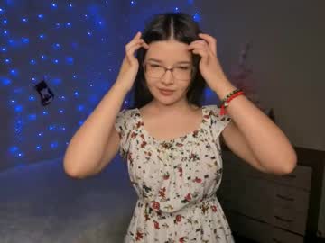 Pollyfairall Chaturbate stream image from January 04, 2025