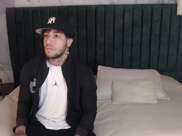 Trevor_Evans Chaturbate stream image from January 04, 2025