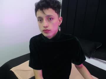 Andromeda225 Chaturbate stream image from January 04, 2025